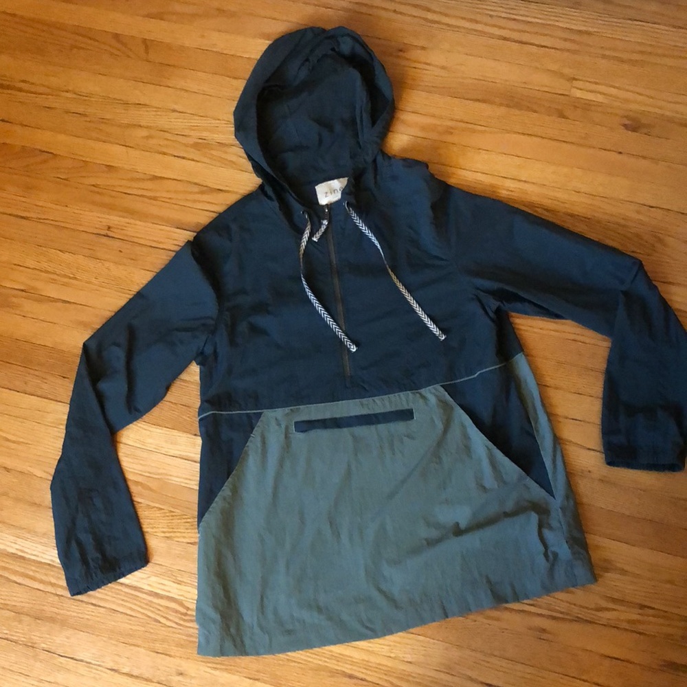 Forest green wind-breaker half-zip pullover
